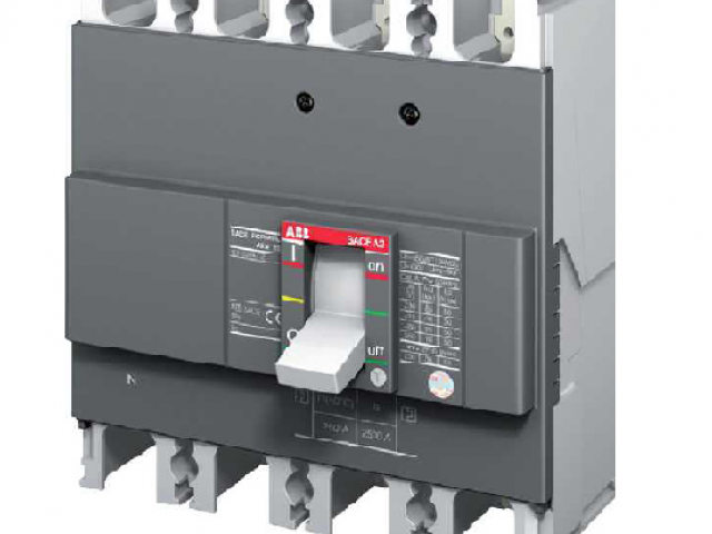 Mccb Abb 1SDA066749R1 4P 40A 25KA