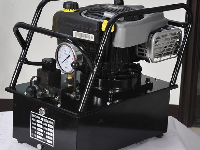 May-bom-thuy-luc-chay-xang-100-tan-TLP-HHB-150B