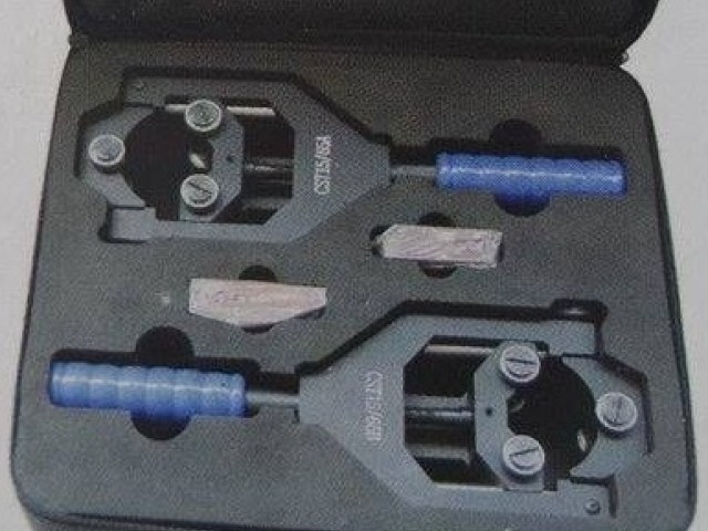 bo-dung-cu-boc-tach-vo-cap-dien-kort-fl-235